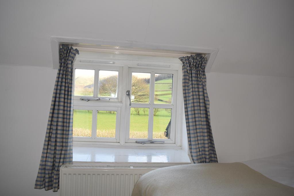 Ceiros Cottage Llangammarch Wells Bagian luar foto