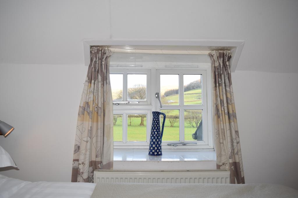 Ceiros Cottage Llangammarch Wells Bagian luar foto