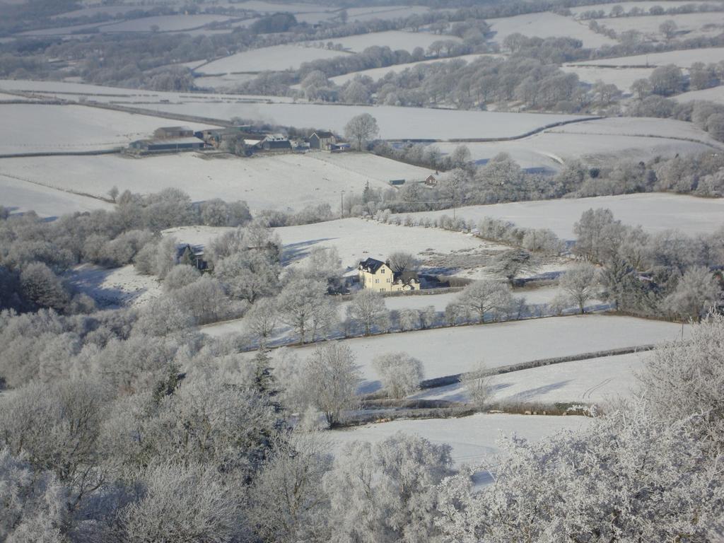 Ceiros Cottage Llangammarch Wells Bagian luar foto