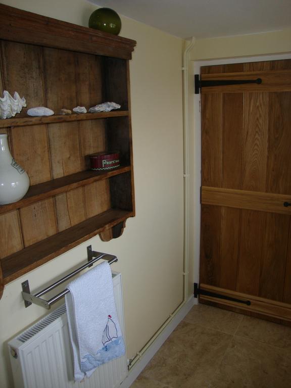 Ceiros Cottage Llangammarch Wells Bagian luar foto
